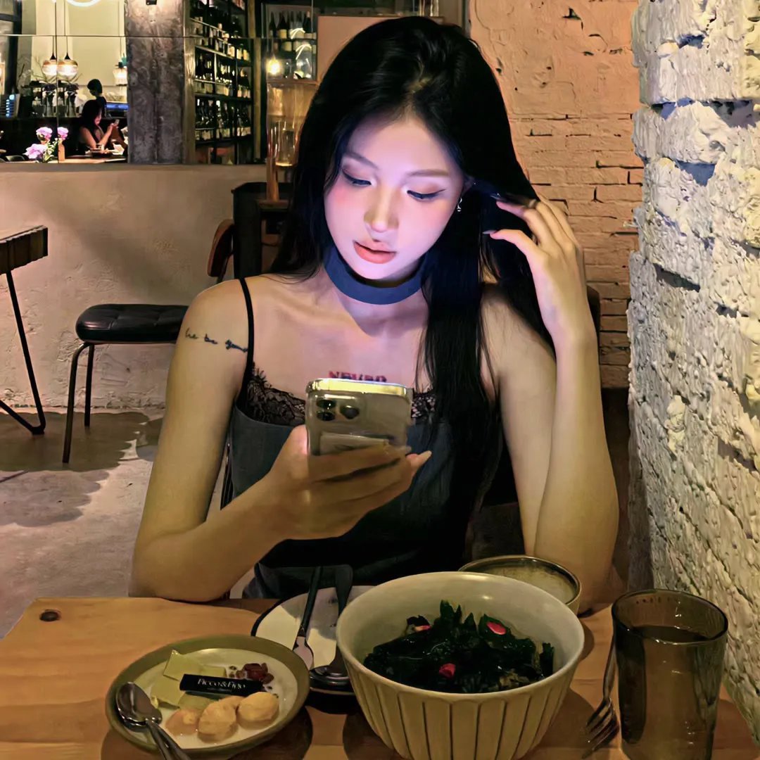 闪婚后，总裁夫妇马甲藏不住